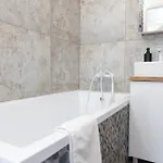 Luxus Na Dziesiatym * Gdynia