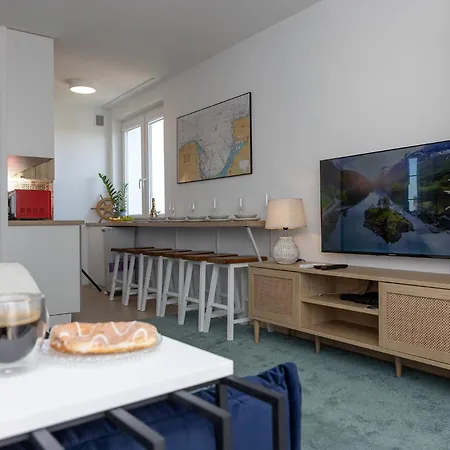 Luxus Na Dziesiatym شقة *