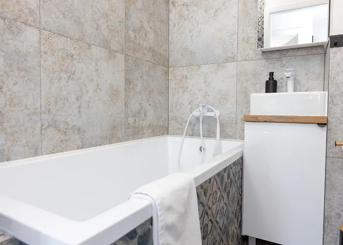 Luxus Na Dziesiatym * Gdynia